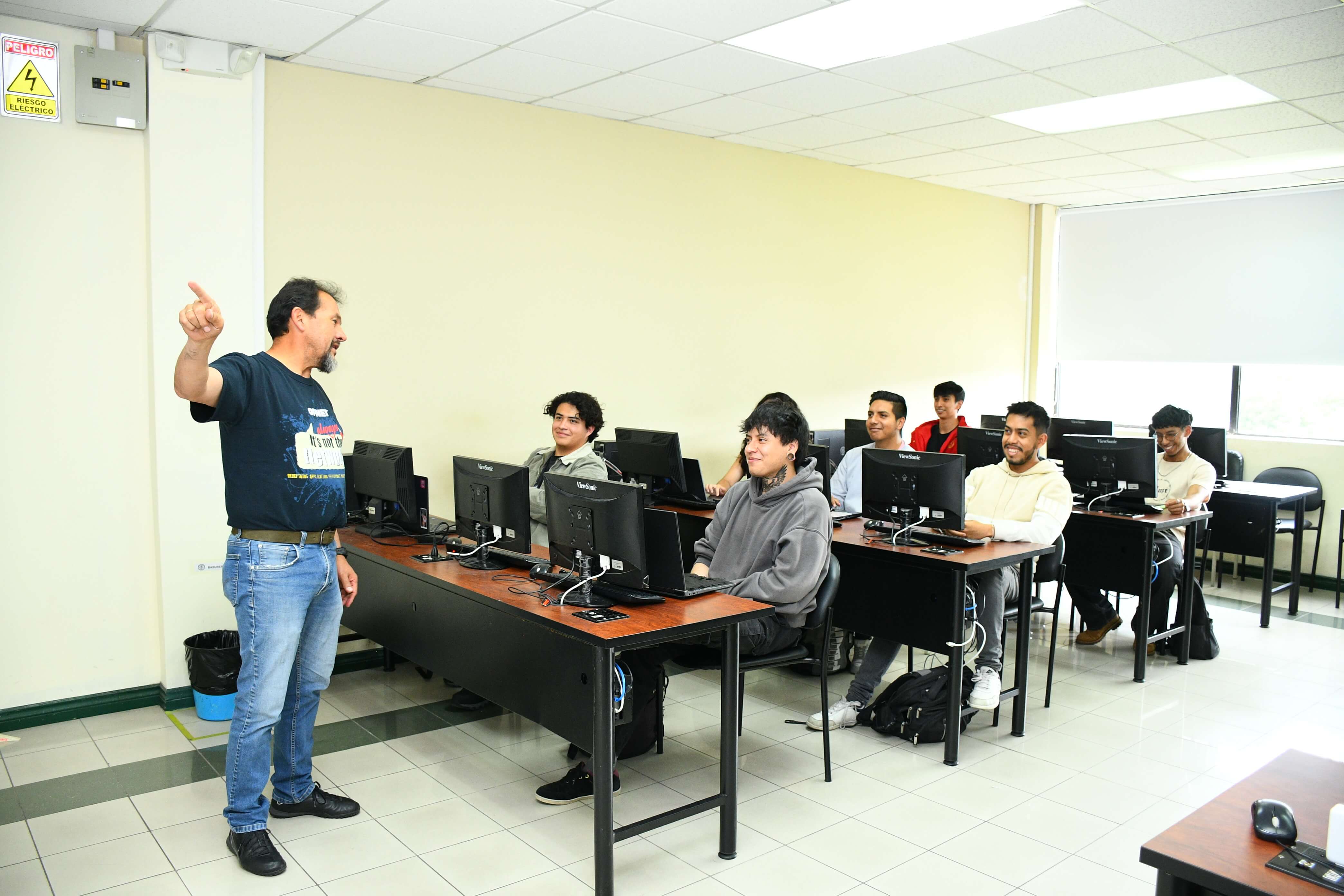 Laboratorios Generales DCCO