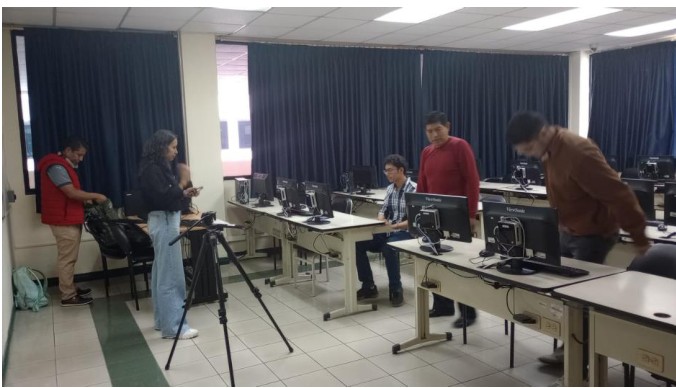 CAPACITACION EN TECNOLOGIAS DE LA INFORMACION Y LA COMUNICACION DIRIGIDA A LAS ASOCIACIONES Y ESCUELAS PUBLICAS DE LAS PROVINCIAS DE ORELLANA Y SUCUMBIOS CONTRIBUYENDO CON LOS PROGRAMAS DE DESARROLLO COMUNITARIO DE SLB ECUADOR