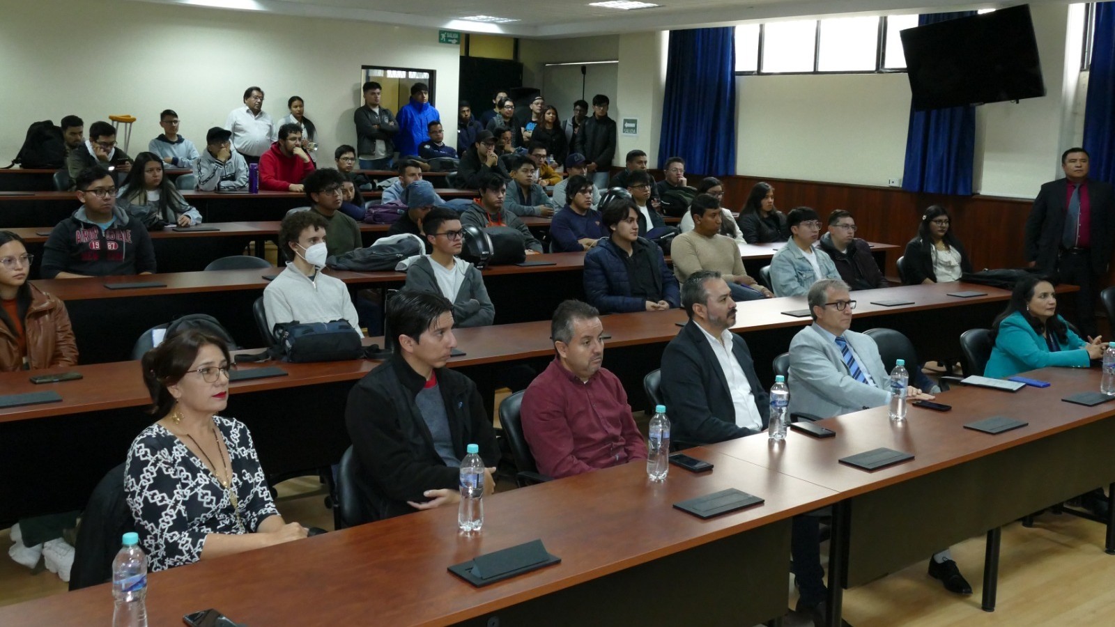 Mantenimiento y repotenciación de equipos informáticos en zonas rurales y marginales de Orellana contribuyendo con la responsabilidad social de Schlumberger Ecuador